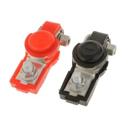 Conector de terminais de baterias automotivas