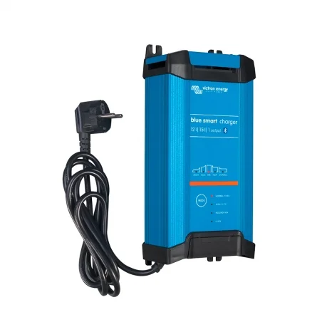 Carregador de Baterias Victron Blue Smart IP22 12V 15A