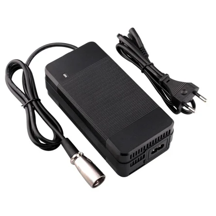 Carregador de bateria de cadeira de rodas e scooter 24V 5A