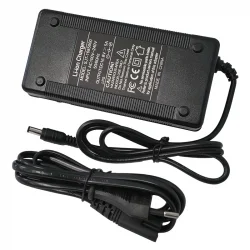 Carregador de bateria lítio 14.8V 3A