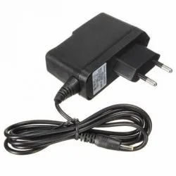 Carregador Tablet 5V 2A conector 3.5 mm